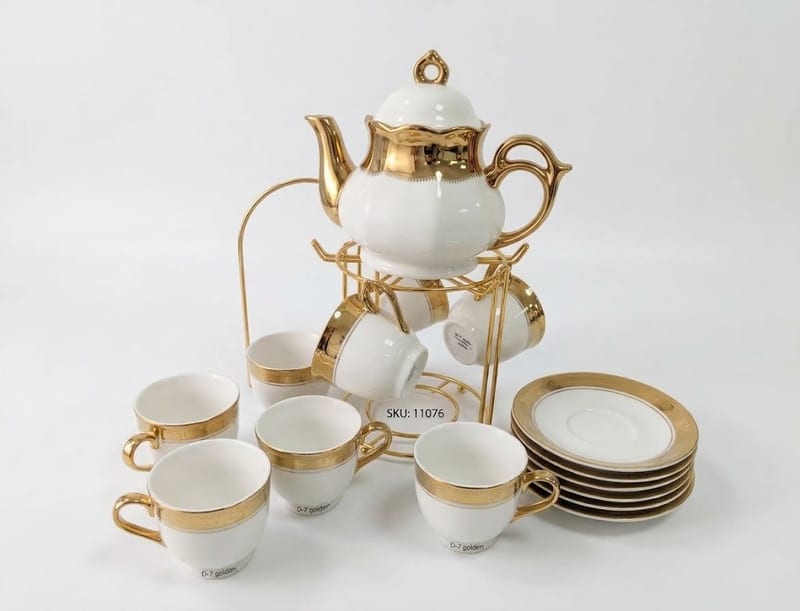 13-picese tea set with jug ,cups and saucer D-7 gold